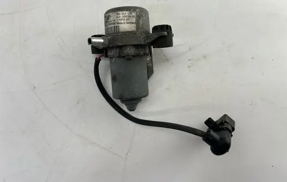 Audi A3 S3 8V Vacuum pump 5Q0612175