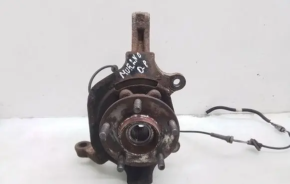 Nissan Murano Z50 Front wheel hub spindle knuckle