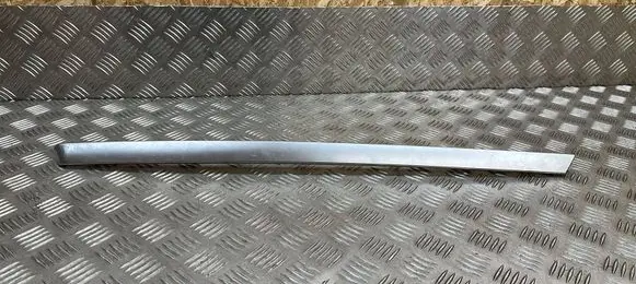 Mercedes-Benz E C207 W207 Front door trim bar A2077270322
