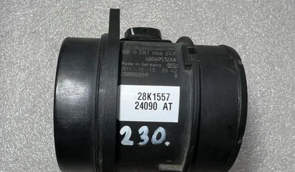 Lancia Thema Mass air flow meter 0281006247 68069532AA
