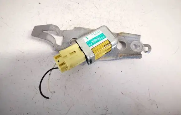 Lexus GS 300 350 430 450H Airbag deployment crash/impact sensor 8983030130 89830-30130