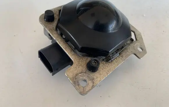 Audi A4 S4 B9 Distronic sensor radar 8W0907561C 8W0907561 8W0907574
