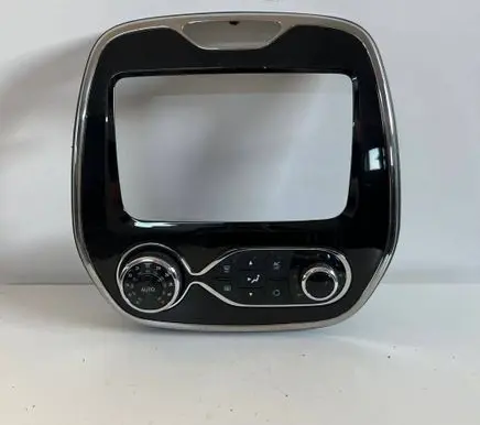 Renault Captur Radio/GPS head unit trim 682700795R 682704761R 682702540R