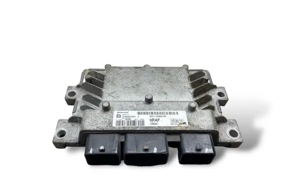 Ford Fiesta Engine control unit/module 8V2112A650RF K5465