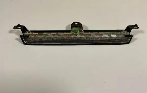 Volvo V70 Third/center stoplight 8658948