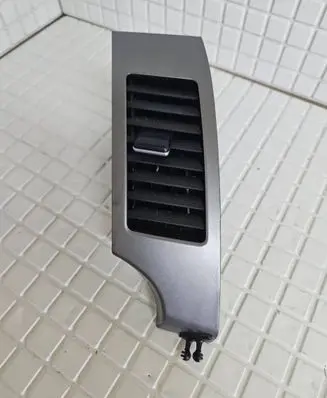 Mitsubishi Outlander Dash center air vent grill 8030A013ZZ GN71114260