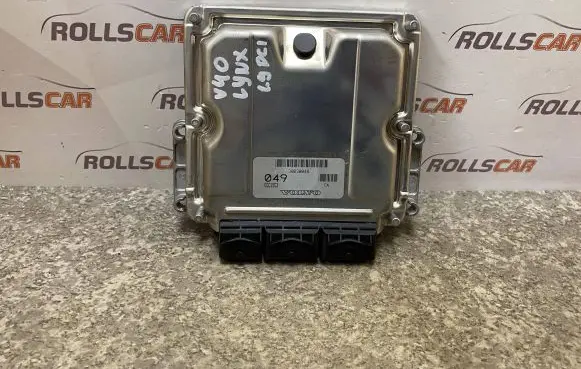 Volvo S40, V40 Engine control unit/module 0281010440 30630049
