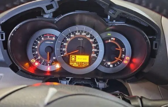 Toyota RAV 4 (XA30) Speedometer (instrument cluster) 83800-42D23 IMPRK1466374