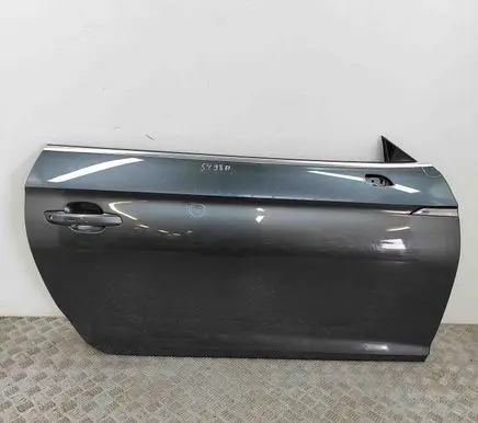 Audi A5 Door (2 Door Coupe) 8W6831052B