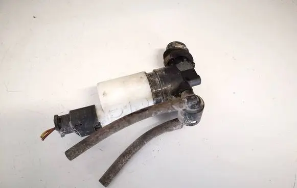 Peugeot 508 Windscreen/windshield washer pump 8200067015 8200295685