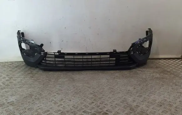 Toyota ProAce City Front bumper 9816859780 9818192080 9818192180