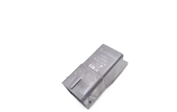 Peugeot 3008 I Glow plug pre-heat relay 9802424080 51299065