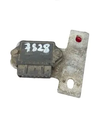 Volkswagen Golf II Ignition amplifier control unit 7654321
