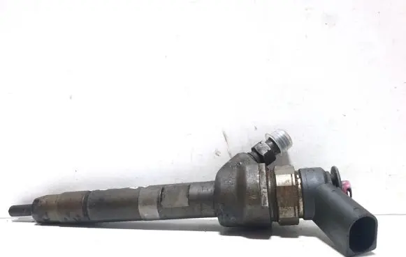 BMW 1 E82 E88 Fuel injector 0445110289
