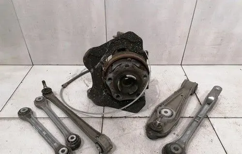 Porsche 911 996 Rear wheel hub 99633111206