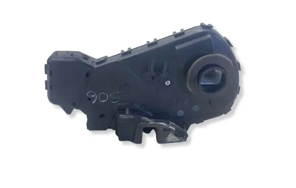 Toyota RAV 4 (XA30) Tailgate/trunk/boot lock/catch/latch 