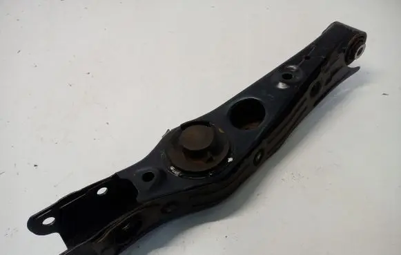 KIA Sportage Rear control arm 55220-D3050