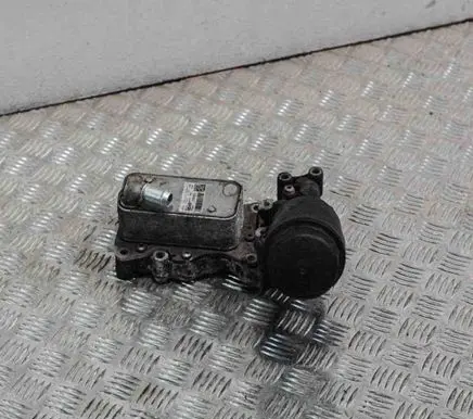 Mercedes-Benz Sprinter W906 Oil filter cover A6511800665