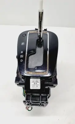 Nissan Pulsar Gear shifter/selector 349013ZL3A 969403ZL6A 1412023ZL3A