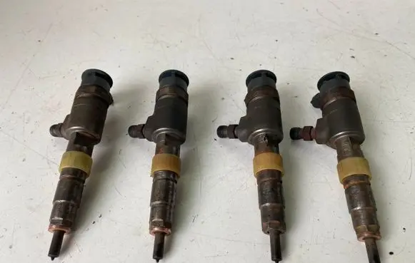 Ford Focus Fuel injectors set 0445110339 870689