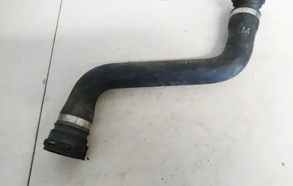 BMW 5 F10 F11 Engine coolant pipe/hose 7789742