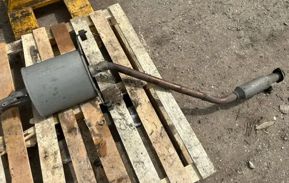 Honda FR-V Muffler/silencer 
