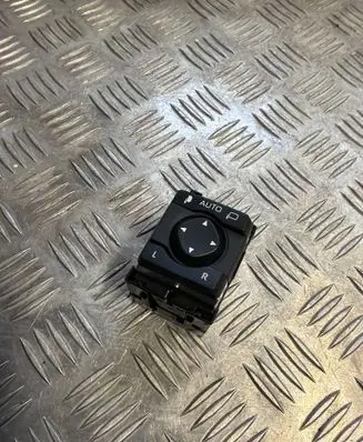 Toyota RAV 4 (XA50) Wing mirror switch 183930