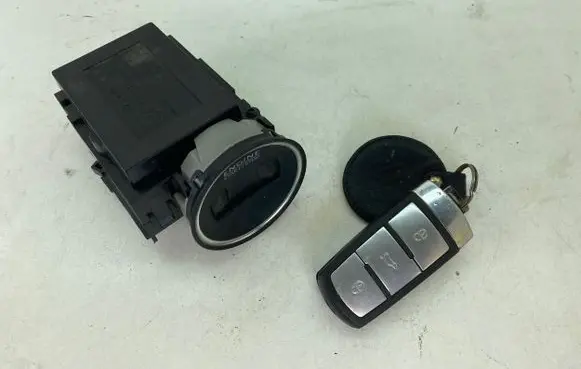 Volkswagen PASSAT B6 Ignition lock 3C0905843M 33303301 11601200217689