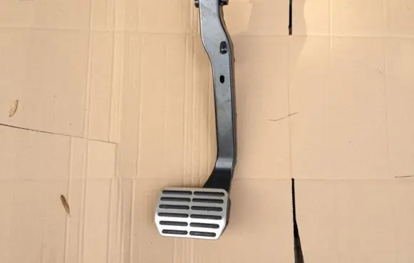 Volkswagen Phaeton Brake pedal 3D1723139