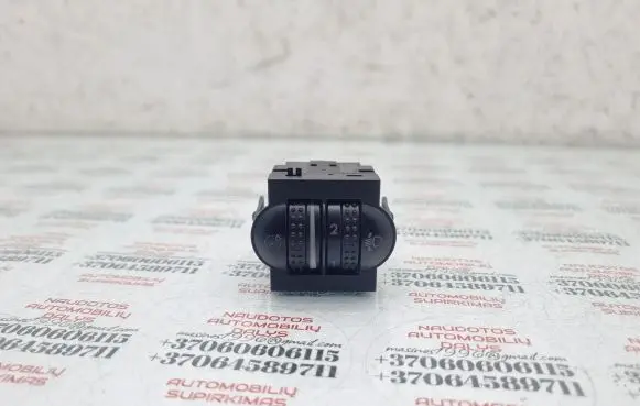 Volkswagen PASSAT B5 Headlight level height control switch 3B0941333A