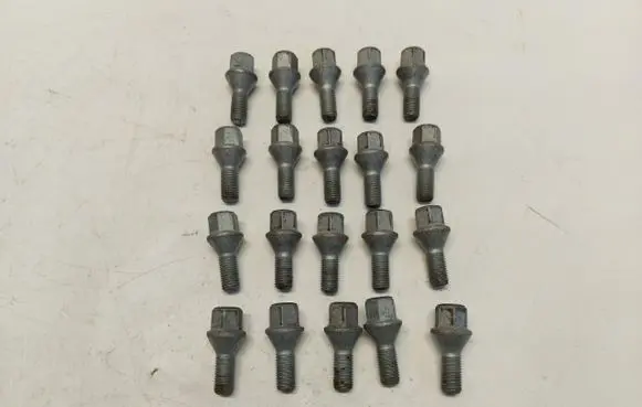 Renault Austral Nuts/bolts 