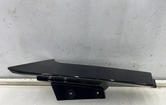 Nissan X-Trail T32 Rear/tail light trim molding 960334ce0a