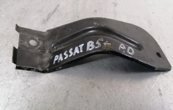 Fender mounting bracket