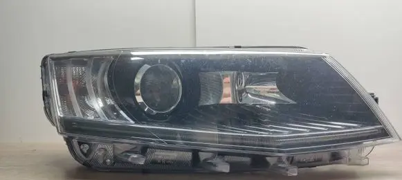 Skoda Octavia Mk3 (5E) Headlight/headlamp 5E1941016B 33423344 030127228400