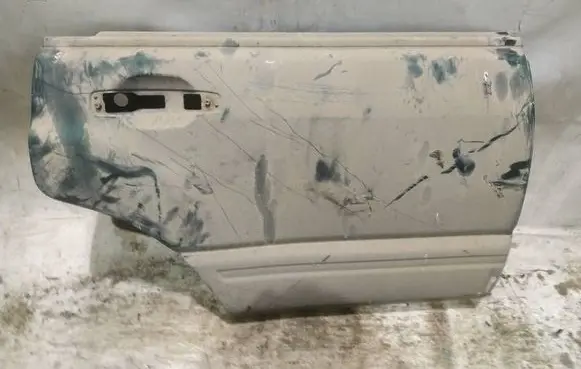 Subaru Forester SF Rear door 