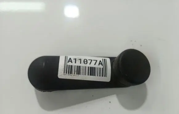 Opel Astra F Front door window winding handle 902471500430
