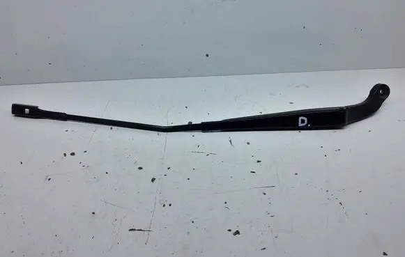 Audi A3 S3 8V Front wiper blade arm 3392126113 8V1955408