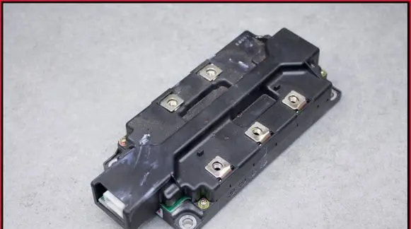 Lexus RX 330 - 350 - 400H Voltage converter inverter G920048021 G902348030B