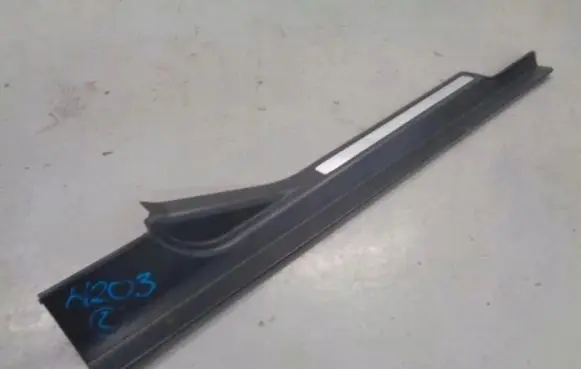 Mercedes-Benz C W203 Thresholds for All-terrain vehicles 