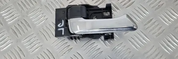 Isuzu D-Max Front door interior handle