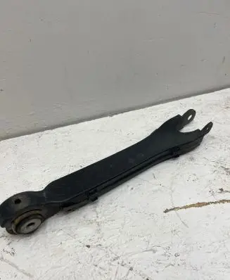 Mercedes-Benz C W204 Rear upper control arm/wishbone A2043521288