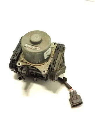 Volvo V60 Vacuum pump 31362373 03710106374
