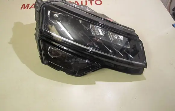 Skoda Karoq Headlight/headlamp 57B941016D 0021590702