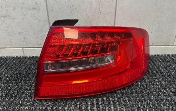 Audi A4 S4 B8 8K Rear/tail lights 8K5945096AC 01091602