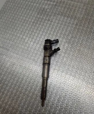 BMW X5 E53 Fuel injector 7789661