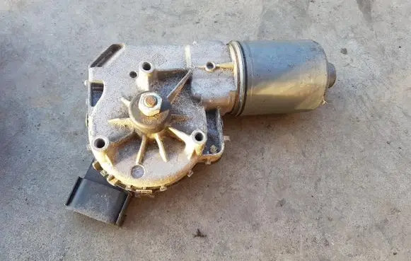BMW 7 E65 E66 Wiper motor 6976728