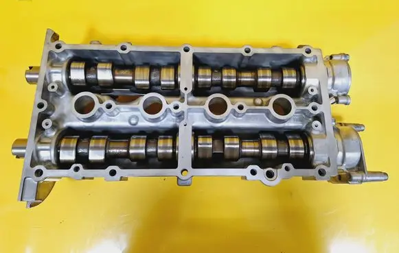 Volkswagen Golf IV Rocker cam cover 036103475AG 036103341A 036103341