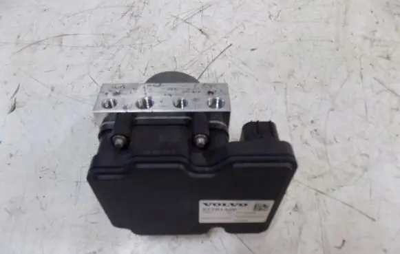 Volvo XC40 ABS Pump