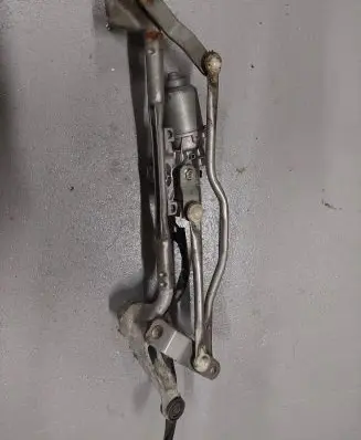 Mazda 5 Front wiper linkage and motor 1593000602