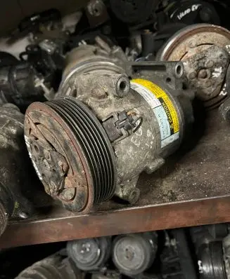 Nissan Primera Air conditioning (A/C) compressor (pump) 820005326 05293053556A